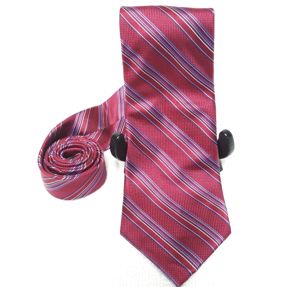 Allyn Saint George American Couture Neck Tie